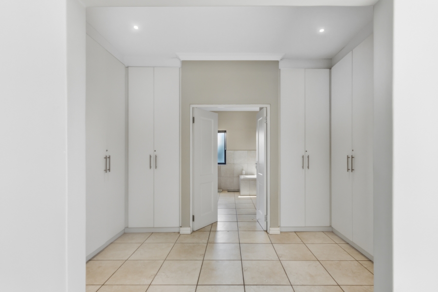 4 Bedroom Property for Sale in Vredenberg Estate Western Cape